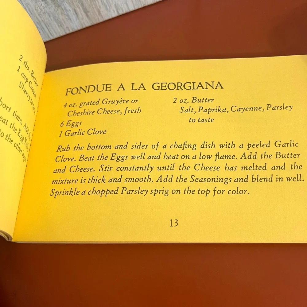 Vintage 1968 The Fondue Cook Book Ed Callahan Nitty Gritty Productions 1st‎ Ed